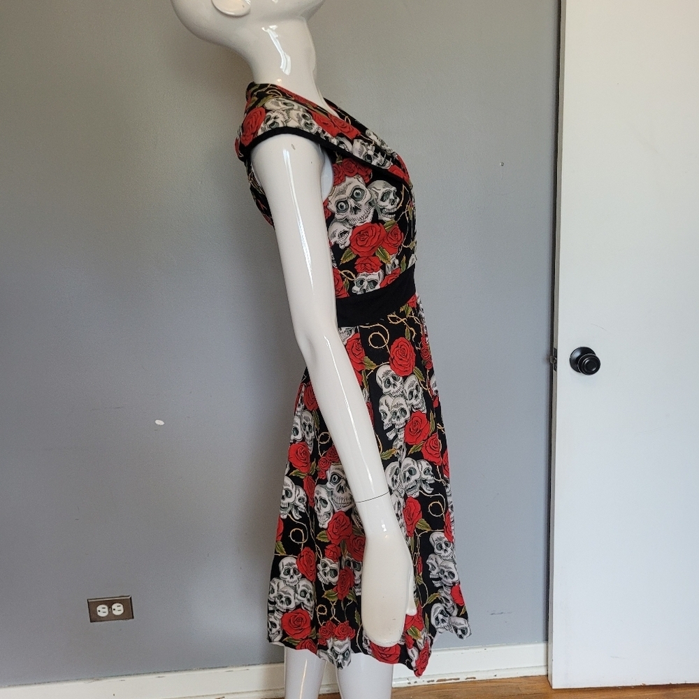Banned Apparel Skull And Roses Dress, VGUC, Approximate Size S - Picture 2 of 7